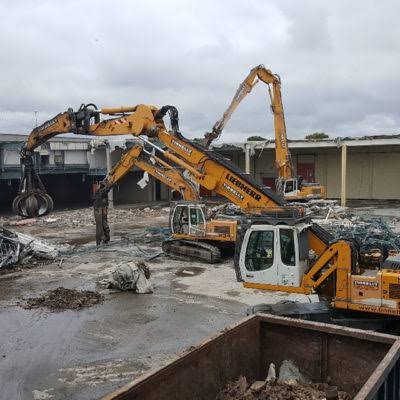 Demolition contractor in Abu Dhabi